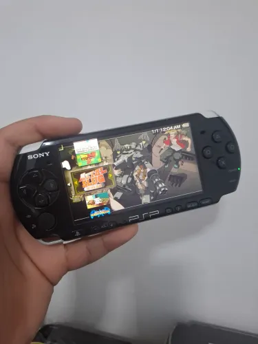 Psp Slim 3001 com jogos ! 