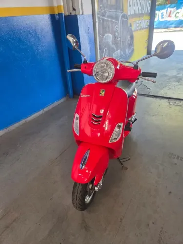 VESPA CLASSIC VXL 150 ANO 2018