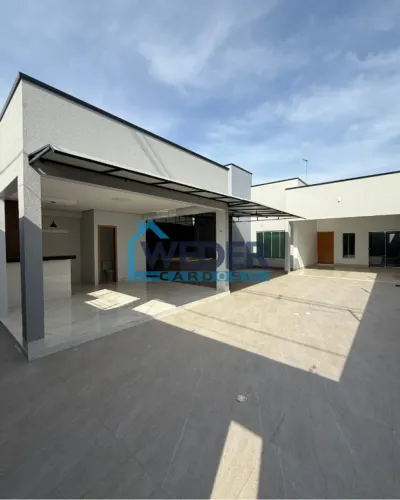 ? Vendo casa financiável em excelente setor.