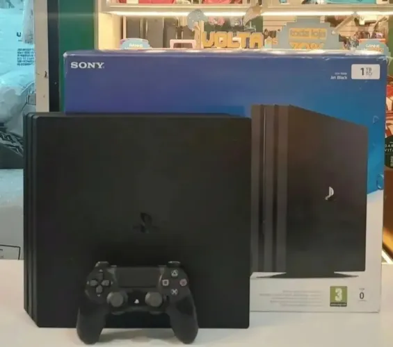 Ps4 Pró 1Tb 4K+ Jogo com 03 Meses de Garantia Loja