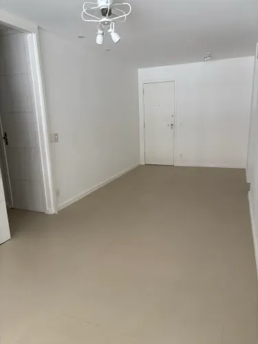 2 quartos - NOVA URCA