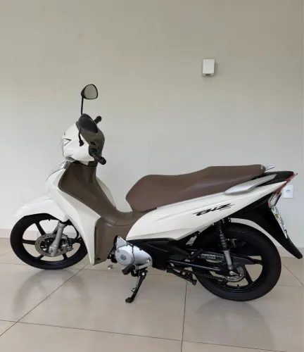 Vende-se Honda Biz 125 flex 2019.