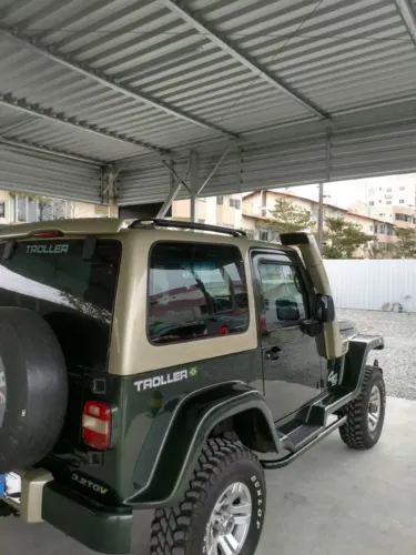 Troller T-4 4X4 3.2 TGV TDI Cap. Rígida Diesel 2013