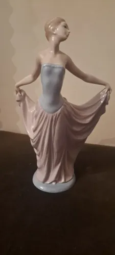 Lladro grande escultura de uma linda bailarina #5050 "A Dançarina"