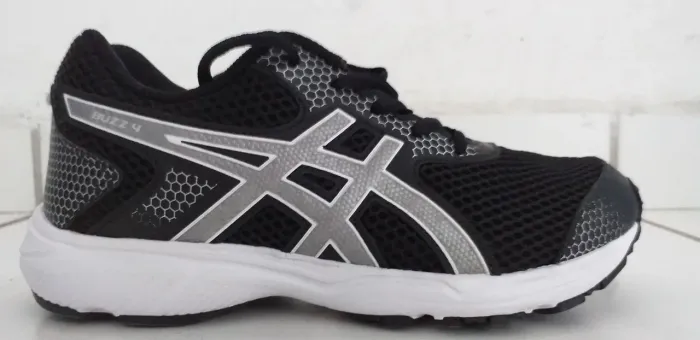 Tênis feminino Asics