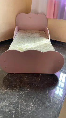 Mini cama infantil nuvem menina (pouco uso) 