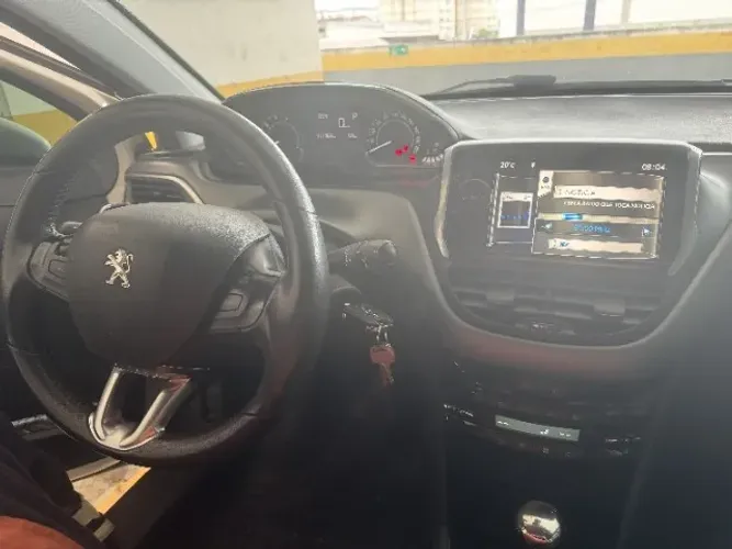 Peugeot 208 Griffe 1.6 Flex 16V 5P Aut. 2014