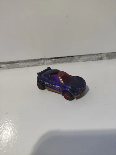 Carrinho Hotwheels Hi-Beam (Usado)