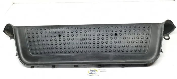Pisante Parachoque Traseiro Amarok 11/23 Obs #41114