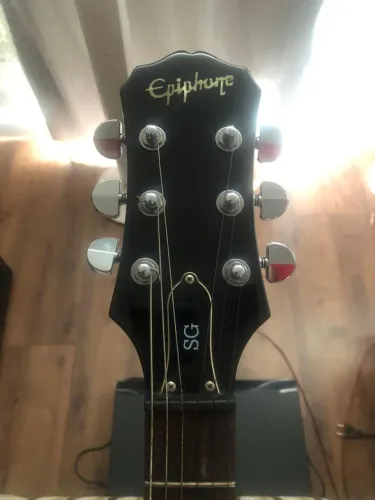 Guitarra Epiphone SG - troco por ps5
