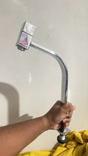 Torneira Link Quadrada 45° Alta De Cuba Mesa Inox Cromo 1198