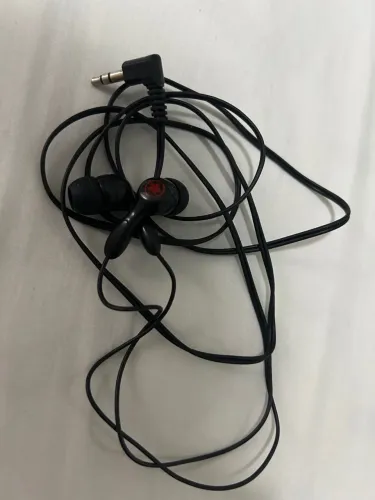 Fone de ouvido intra-auricular