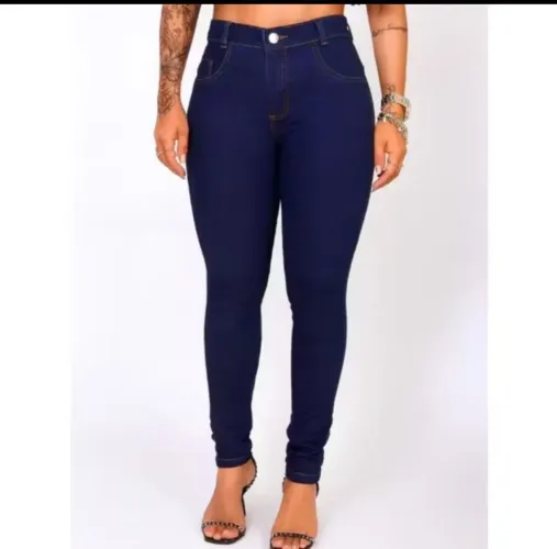 Calça Jeans feminina Skinny e Flare Nova 36