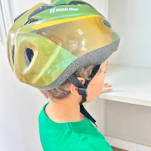 Capacete infantil