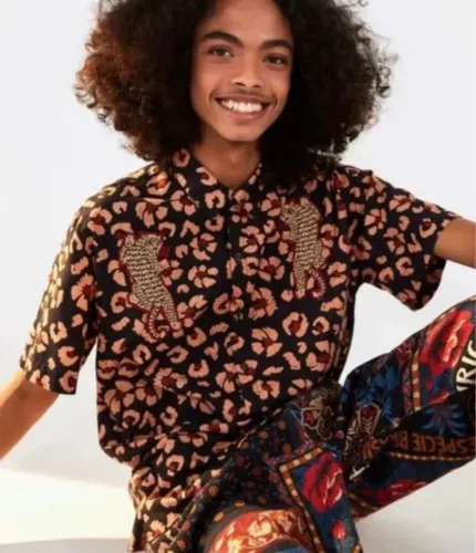 Camisa Farm Onça flor