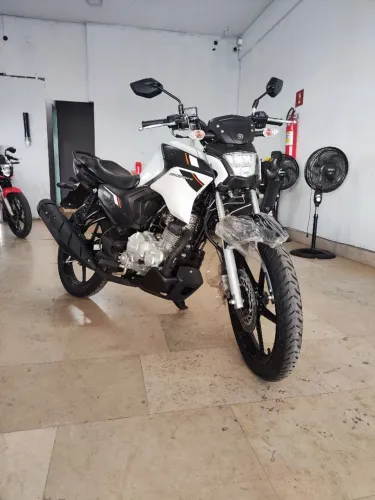YAMAHA FACTOR 150 BRANCA 2025 0 KM SHALON MOTOS