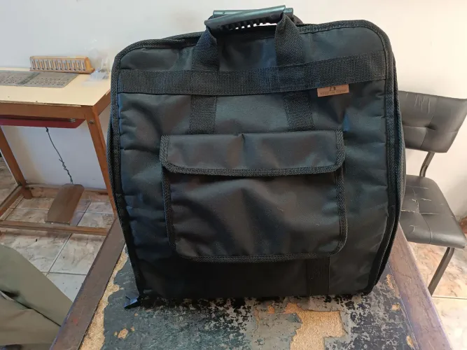 Sanfona Todeschini 8 baixos
