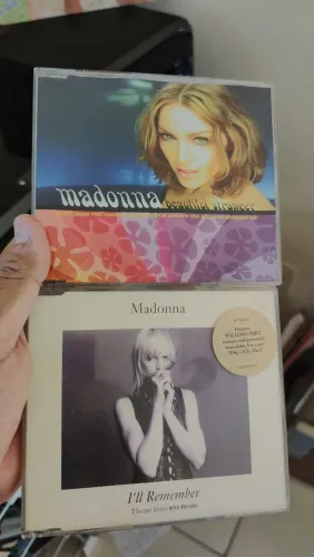 Madonna - 2 cds singles