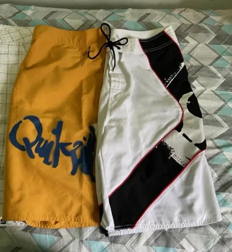 Bermudas da Quiksilver Original ( tamanho 42 e 44 )