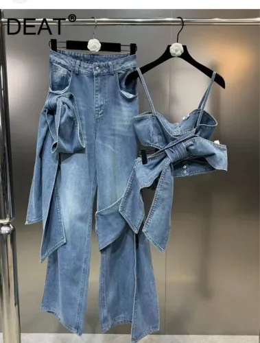 Conjunto Jeans Feminino com Detalhes em amarração de laço