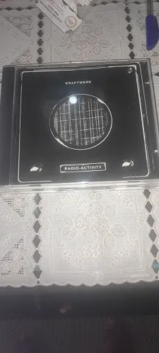 Cd Kraftwerk Radioactivity