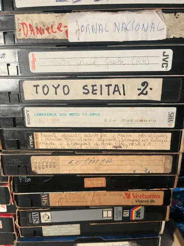 Trinta fitas VHS gravadas Sony JVC