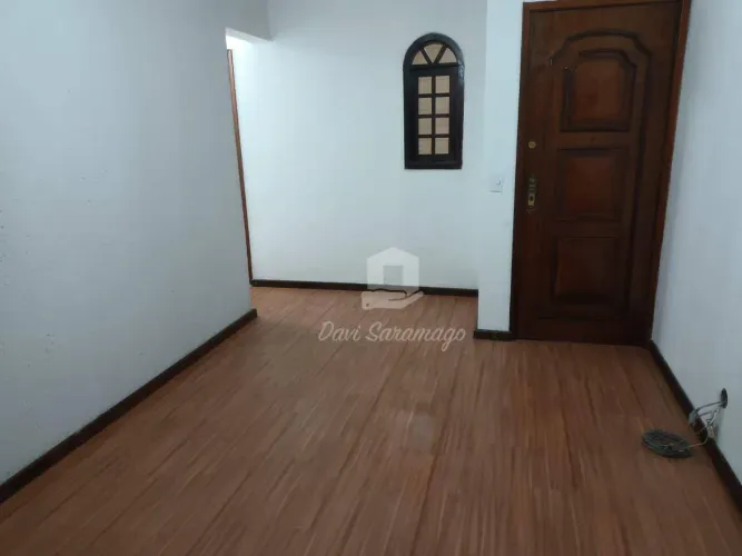 Apartamento de Dois Quartos no Centro de São Gonçalo
