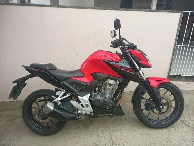 Vendo CB Twister 300F