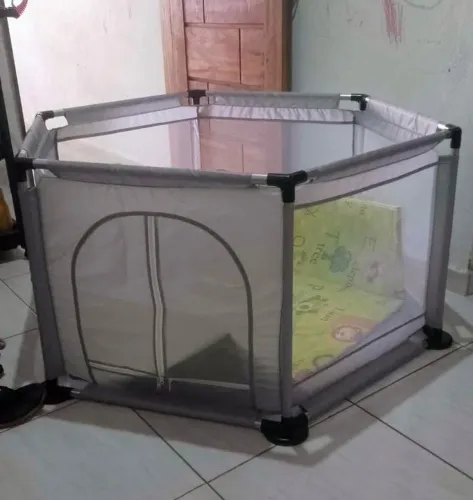 Cercado tamanho médio cor cinza + banheira na cor verde !