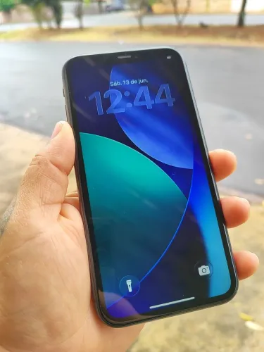 iPhone 11 128GB PRETO