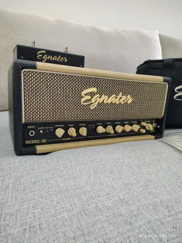 Amplificador Valvulado Egnater Rebel 30