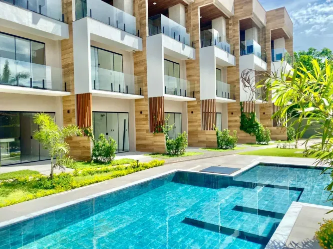 Saráty vende triplex pé na areaia - Praia Farol Velho - Salinópolis -Pa
