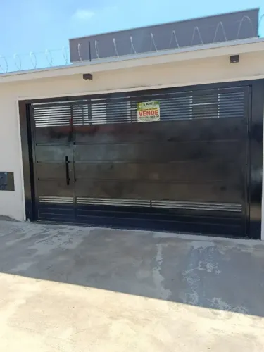 Casa 3 dormitórios sendo 1 suíte novinha a venda no bairro Nova Tatuí em Tatuí-SP!!