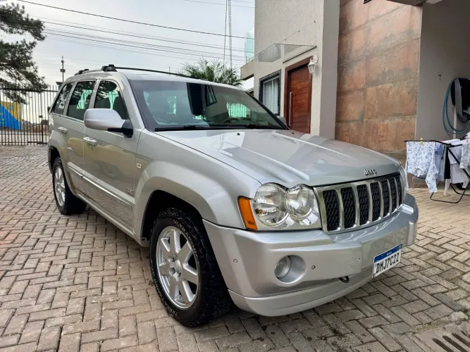 Jeep Grand Cherokee Overland 5.7 326cv 2007
