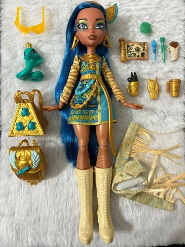 Cleo g3 Monster High