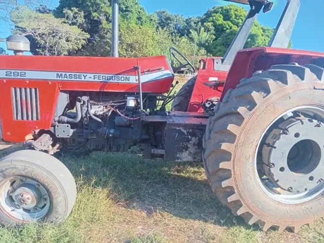 Trator Massey Ferguson 292