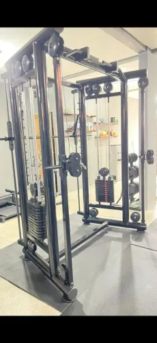 ?Crossover Funcional com Smith Machine Profissional