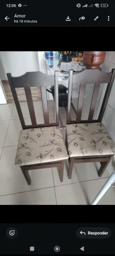 4 Cadeiras de jantar