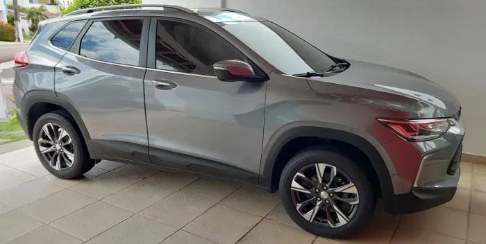 Tracker premier + teto solar- apenas 31mil km