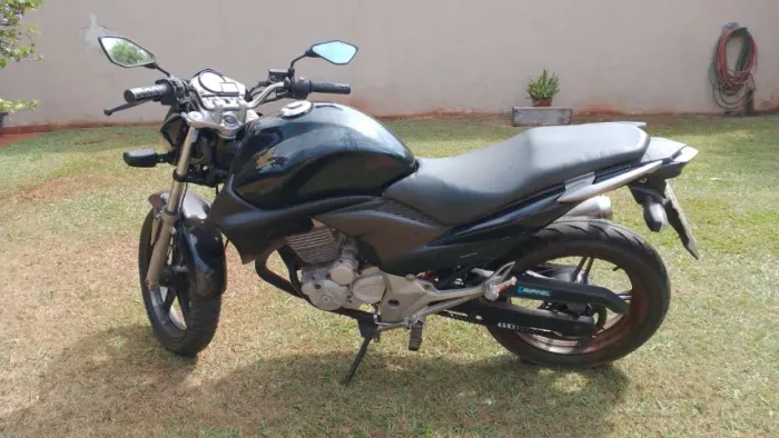 HONDA CB300R