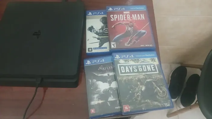 Ps4 slim