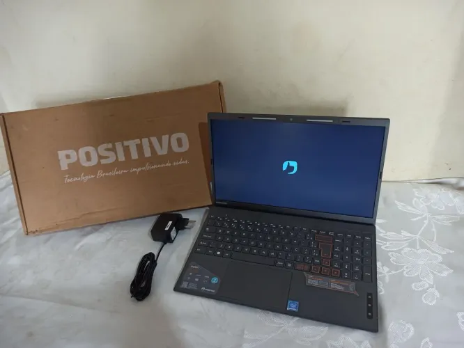 Notebook Vision C15 Ultra Slim faço entrega aceito cartão