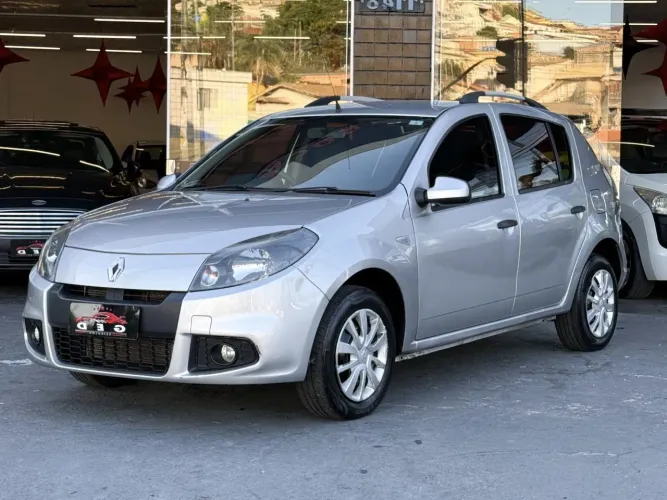 Renault Sandero Expression Flex 1.6 16V 5P 2014