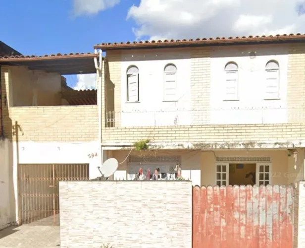 Casa grande 1°andar. Centro