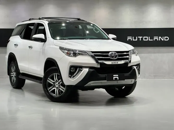 Toyota Hilux SW4 SRV 4X2 2.7 Flex 16V Aut. 2019