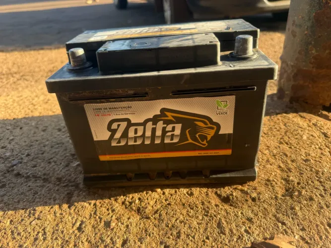 vendo bateria de 60 amp zetta