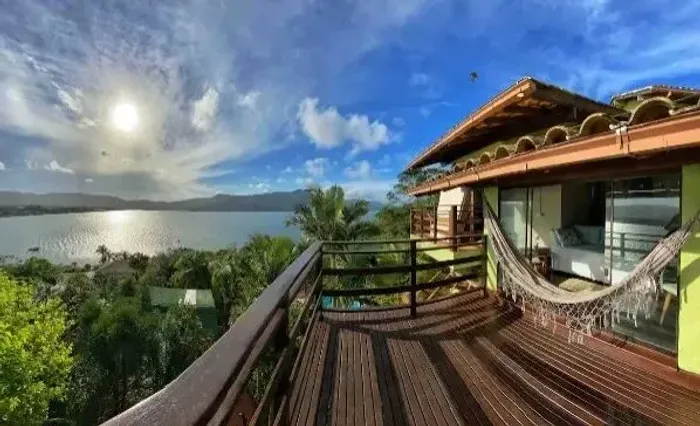 Comercial no bairro Praia Mole