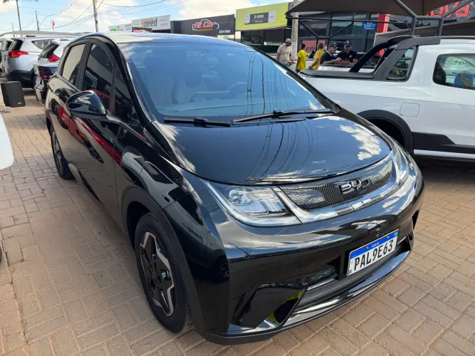 BYD Dolphin EV (Elétrico) 2026