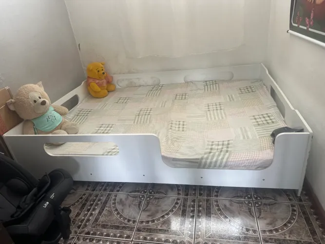 Cama infantil Montessori casal