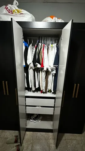 Guarda roupas casal
